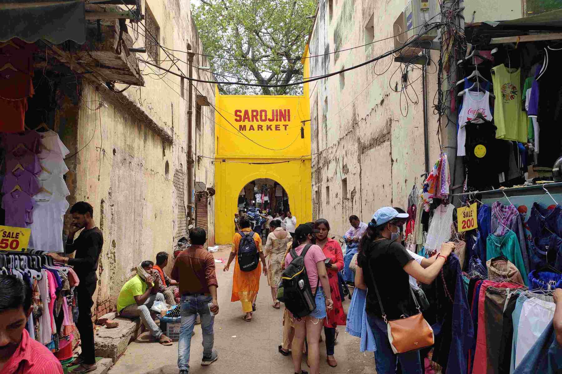 Sarojini Nagar Market, Delhi Tourist Places
